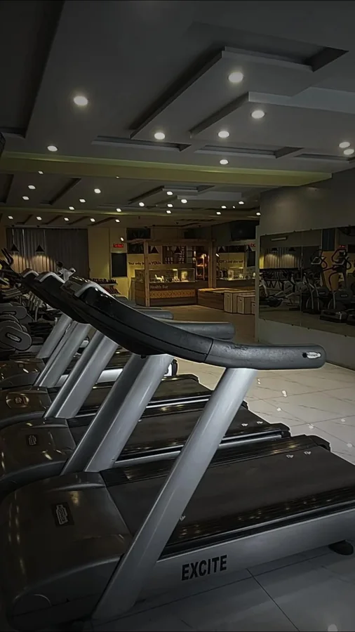 Refuel cardio zone with treadmills